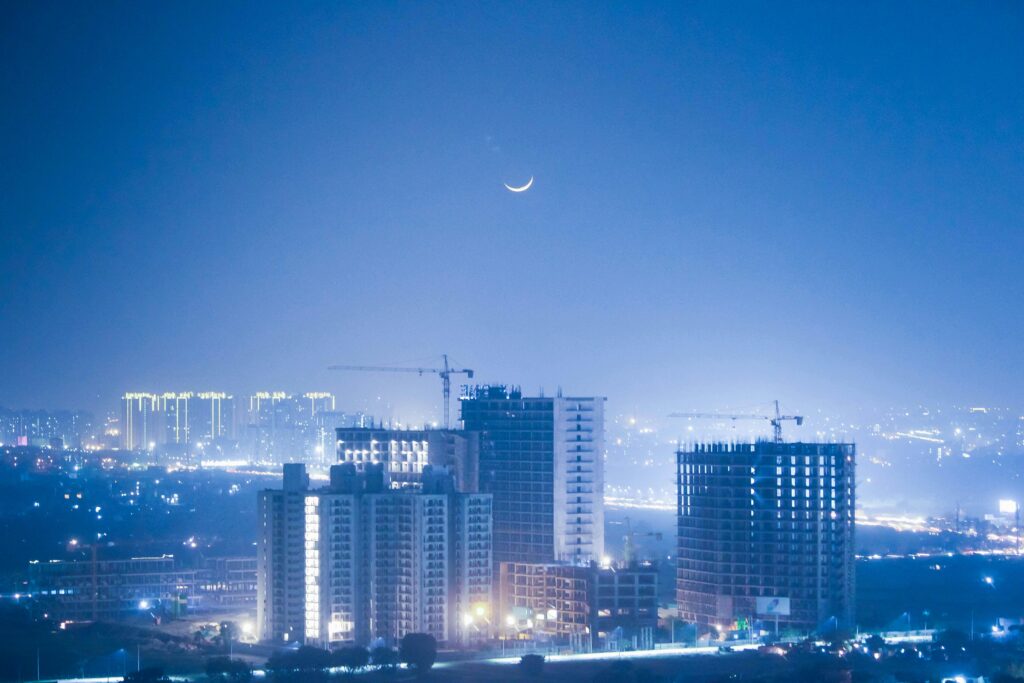 serviced apartments in noida