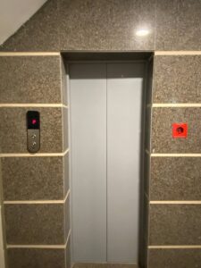3bhk apartment in cr park(cr6) additional 5
