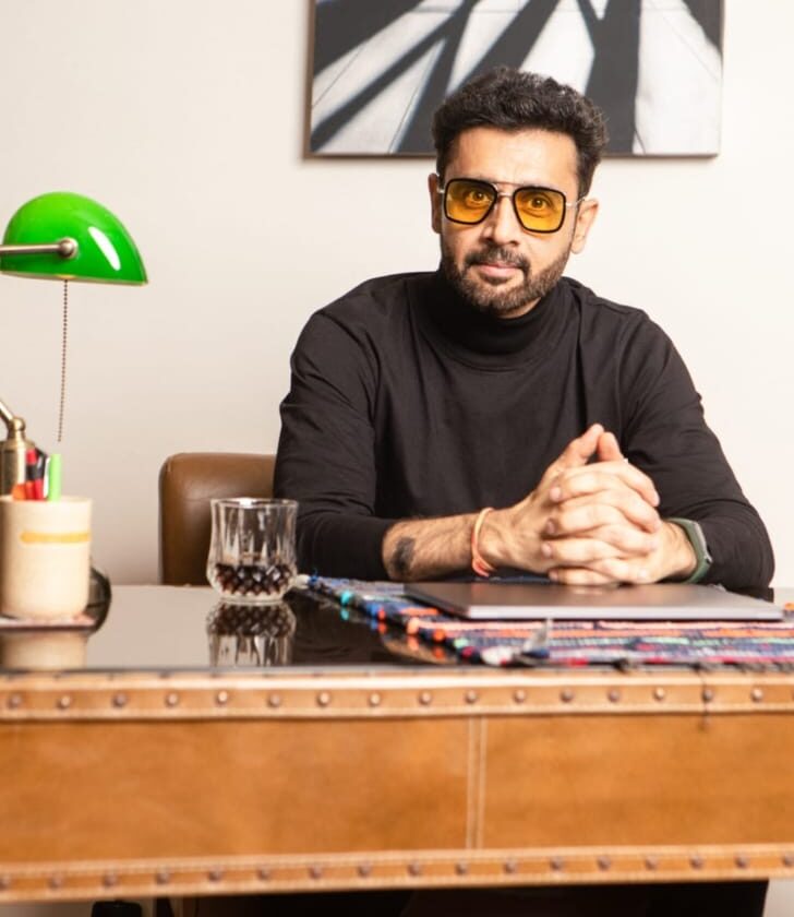 Mr Manuj