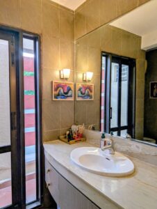 glf full bathroom 1